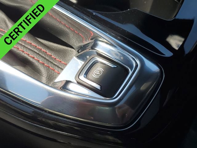 Certified 2025 Chevrolet Trax RS w/ Sunroof Package FWD image 22