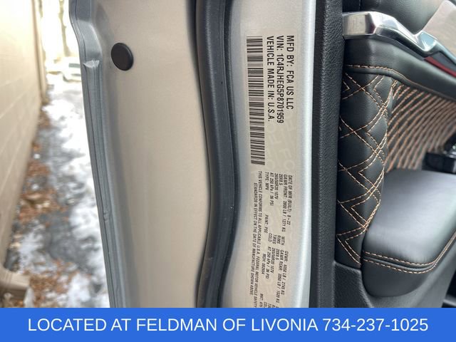 Used 2023 Jeep Grand Cherokee Summit w/ Luxury Tech Group V image 35