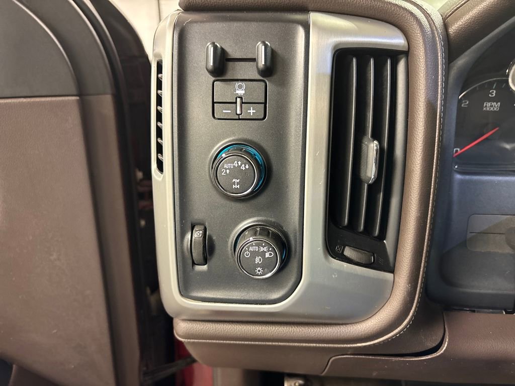 Used 2018 GMC Sierra 1500 SLT AWD/4WD image 22