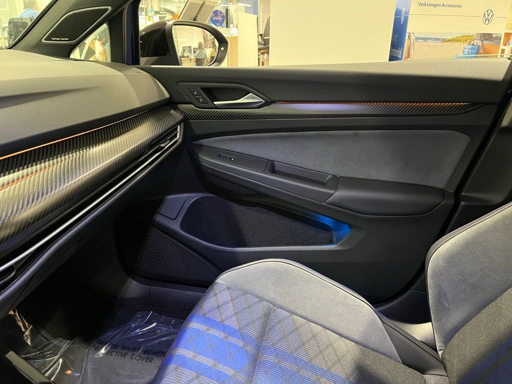 New 2025 Volkswagen Golf R Black Edition image 28