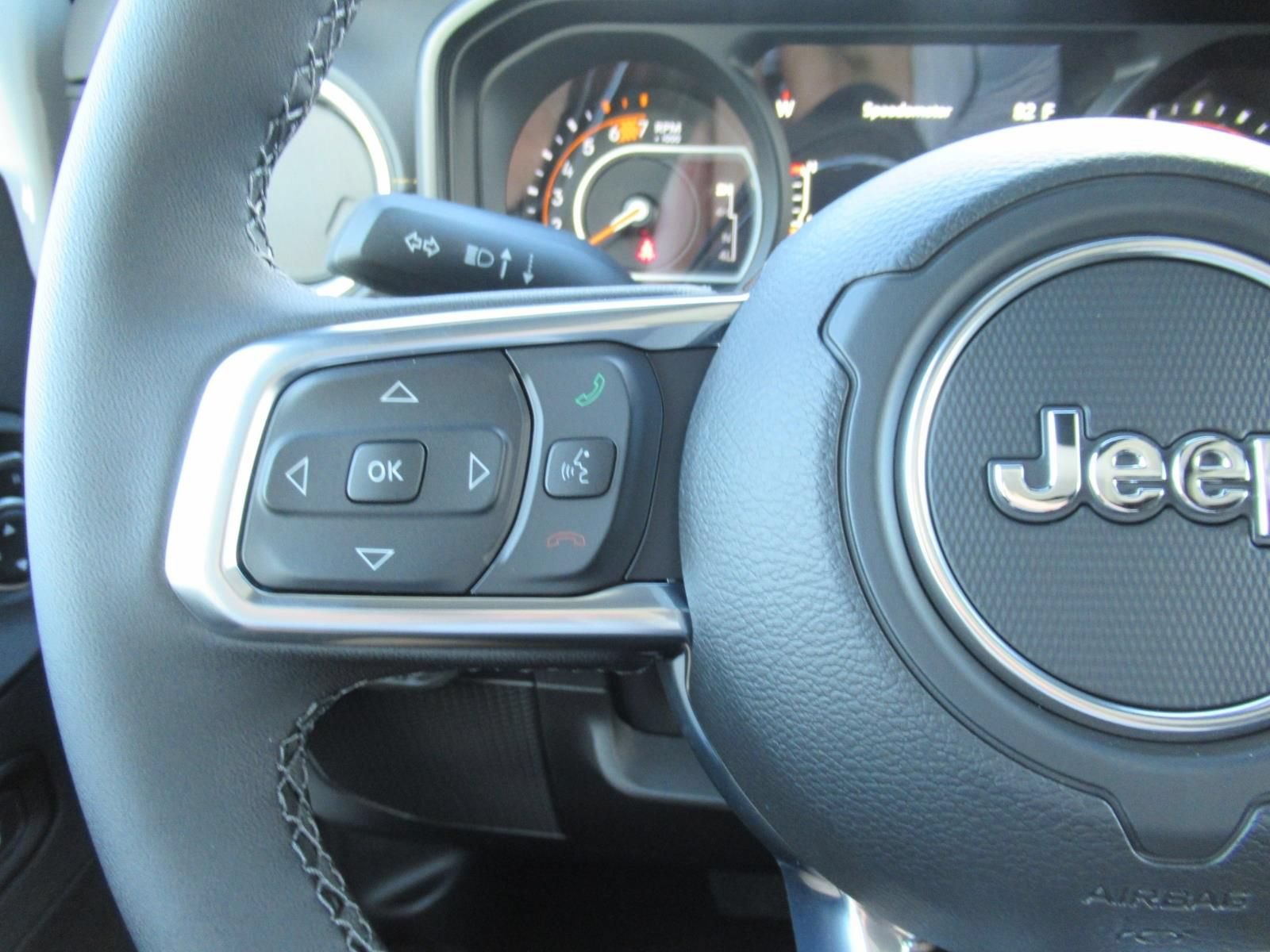 New 2026 Jeep Wrangler Unlimited Sahara AWD/4WD image 24