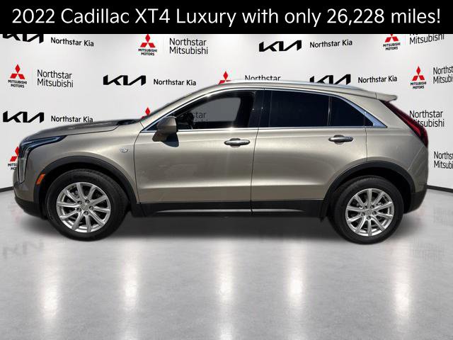 Used 2022 Cadillac XT4 Luxury w/ Cold Weather Package AWD/4WD image 3