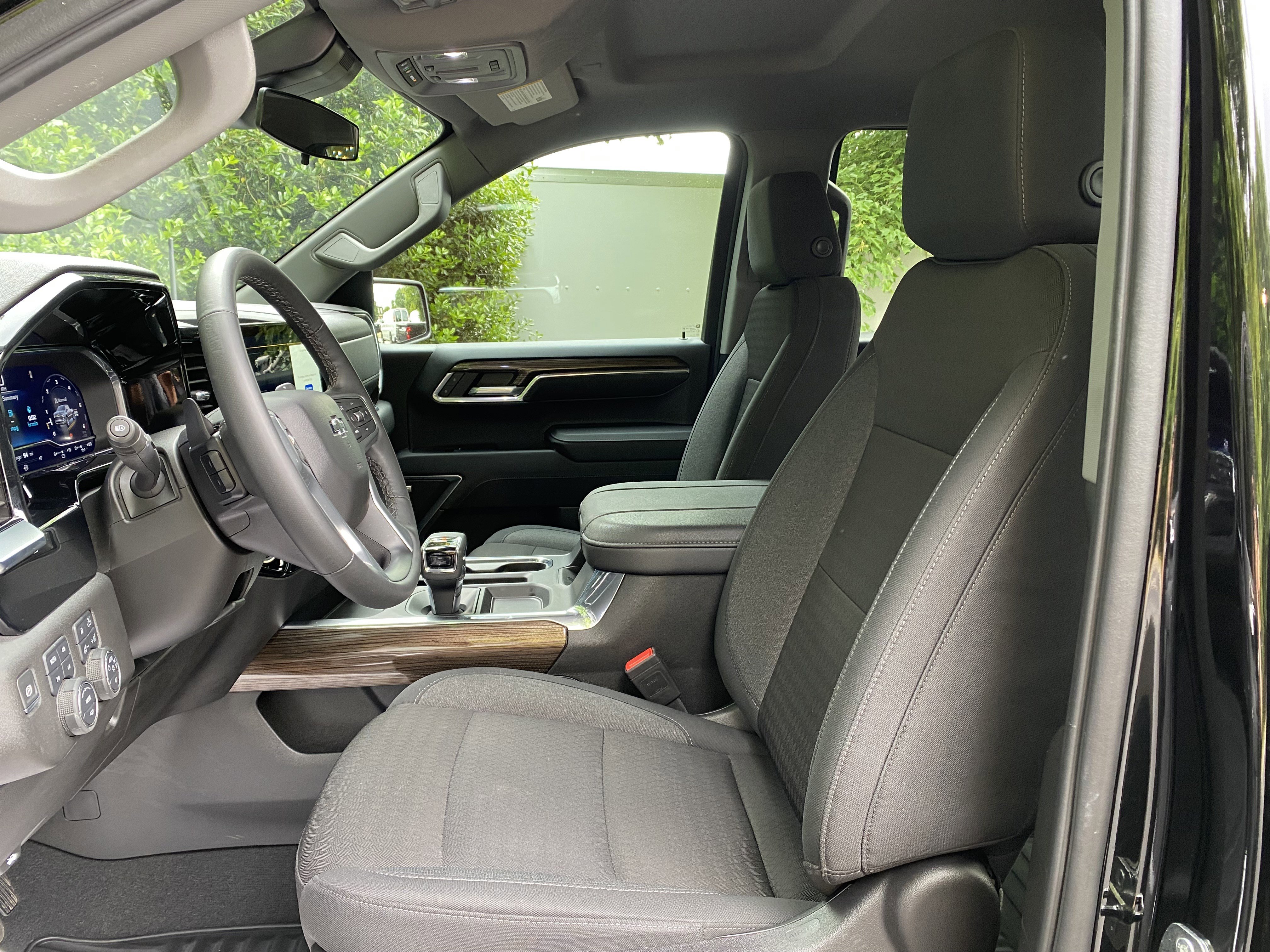 Used 2024 Chevrolet Silverado 1500 RST w/ Convenience Package II AWD/4WD image 16