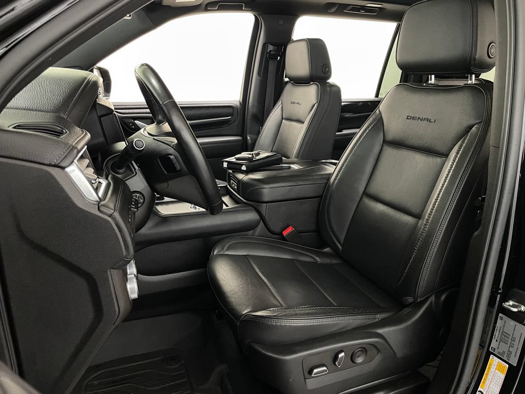 Certified 2022 GMC Yukon XL Denali w/ Max Trailering Package AWD/4WD image 33