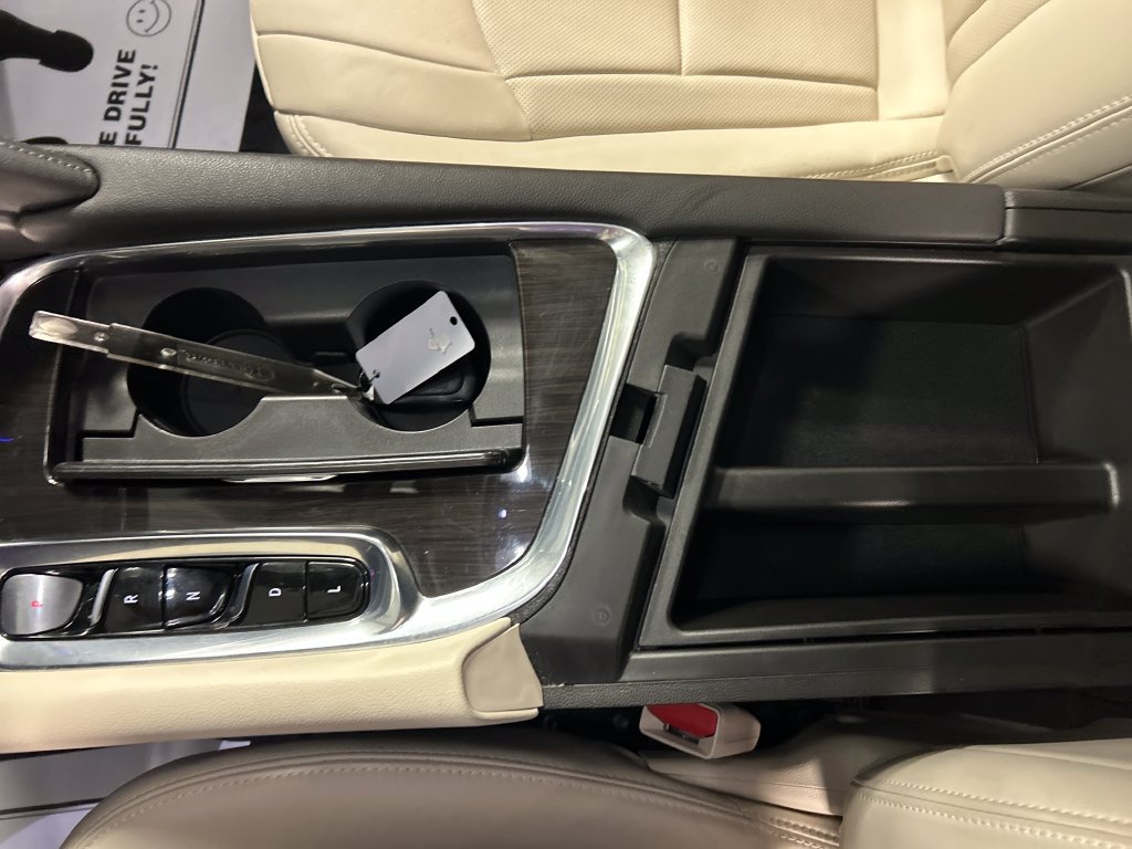 Used 2023 Buick Enclave Essence w/ LPO, Floor Liner Package FWD image 20