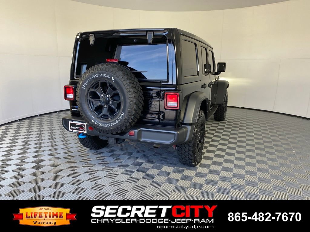 Used 2023 Jeep Wrangler Unlimited w/ Sun & Screen Package AWD/4WD image 7