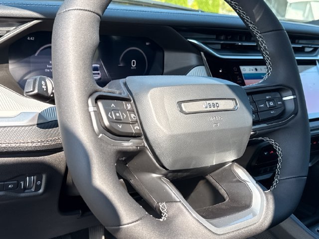 New 2026 Jeep Cherokee Limited AWD/4WD image 15