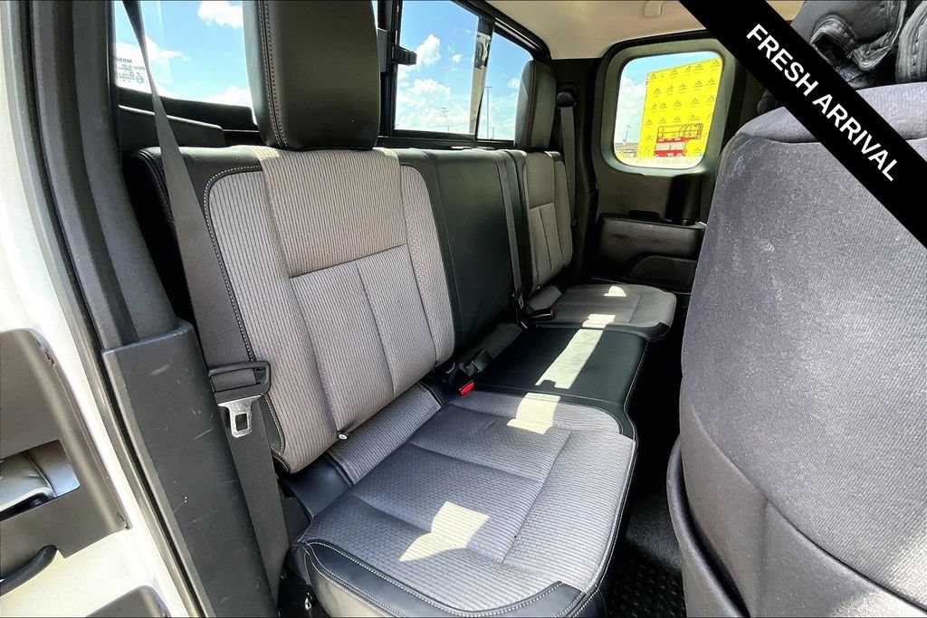 Used 2017 Nissan Titan S AWD/4WD image 22