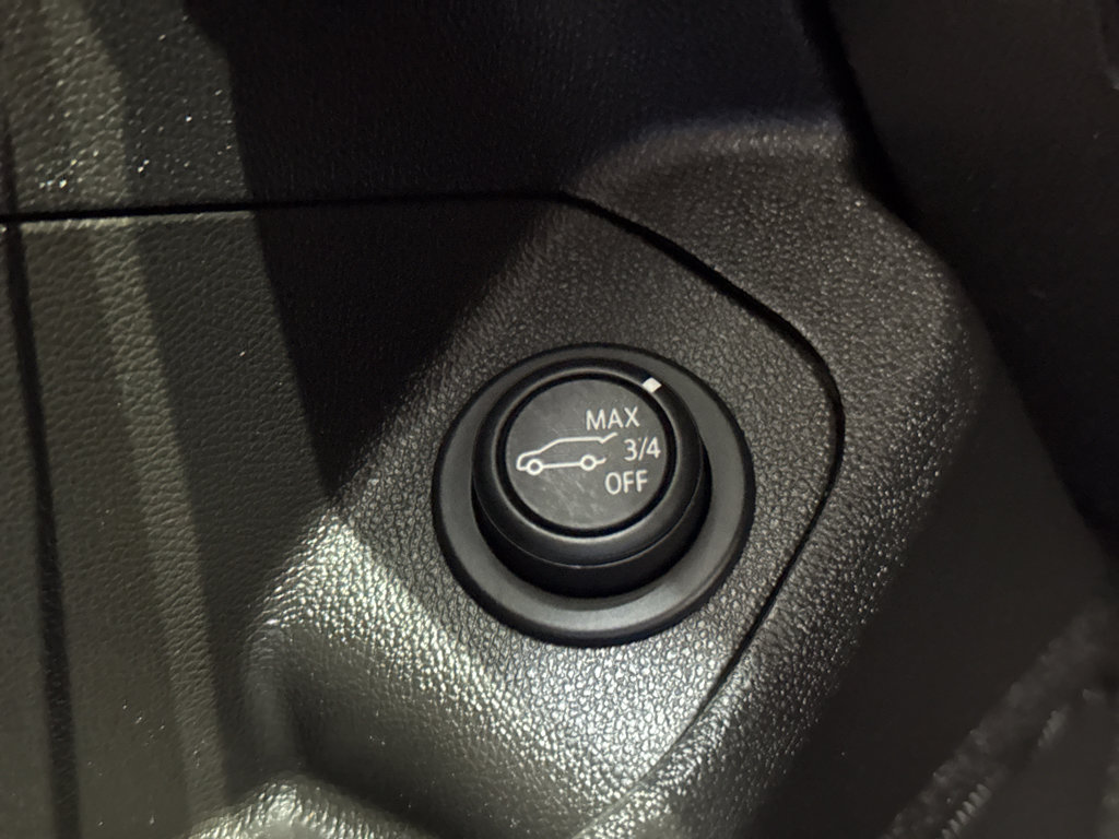 Used 2020 GMC Terrain SLE image 36