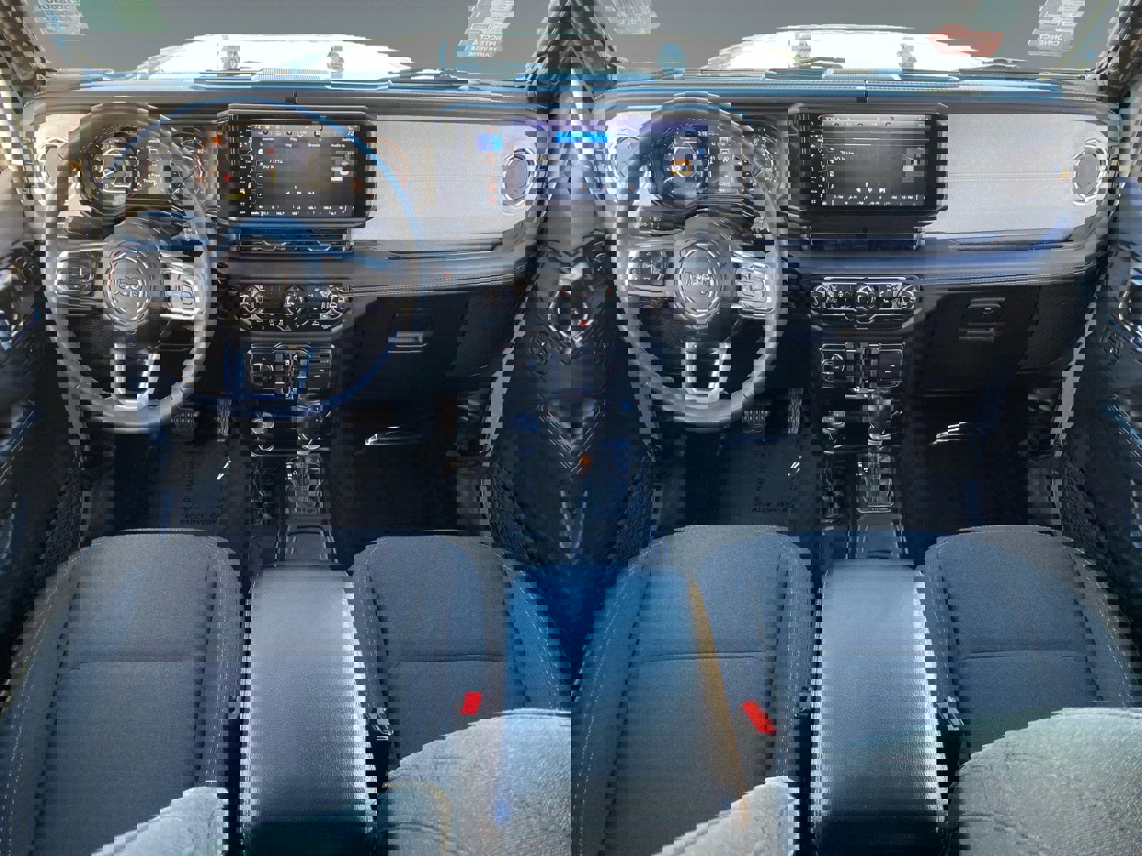 Used 2024 Jeep Wrangler Sahara image 10