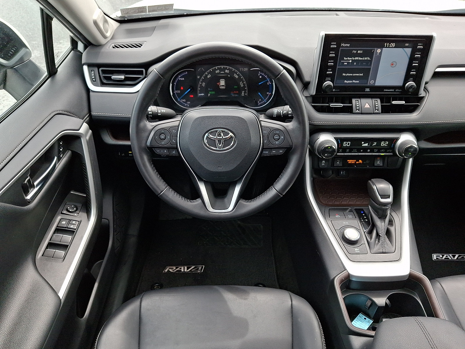 Used 2019 Toyota RAV4 Limited w/ Carpet Mat Package AWD/4WD image 13