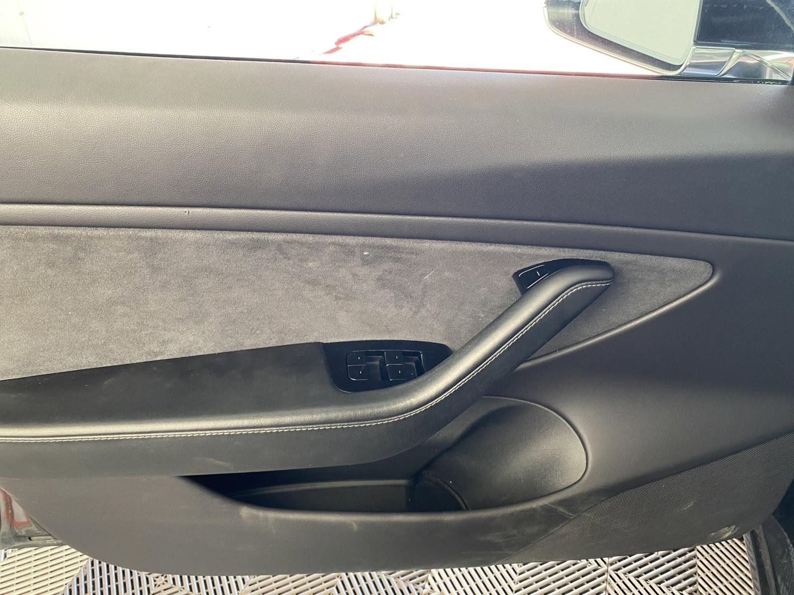 Used 2019 Tesla Model 3 Performance image 18