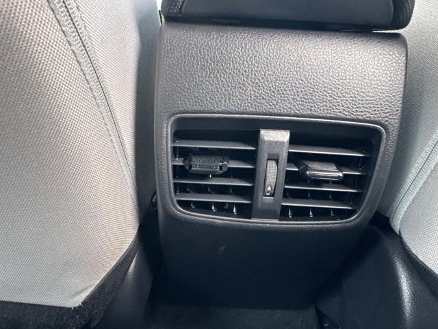 Certified 2024 Toyota Corolla Cross L image 20