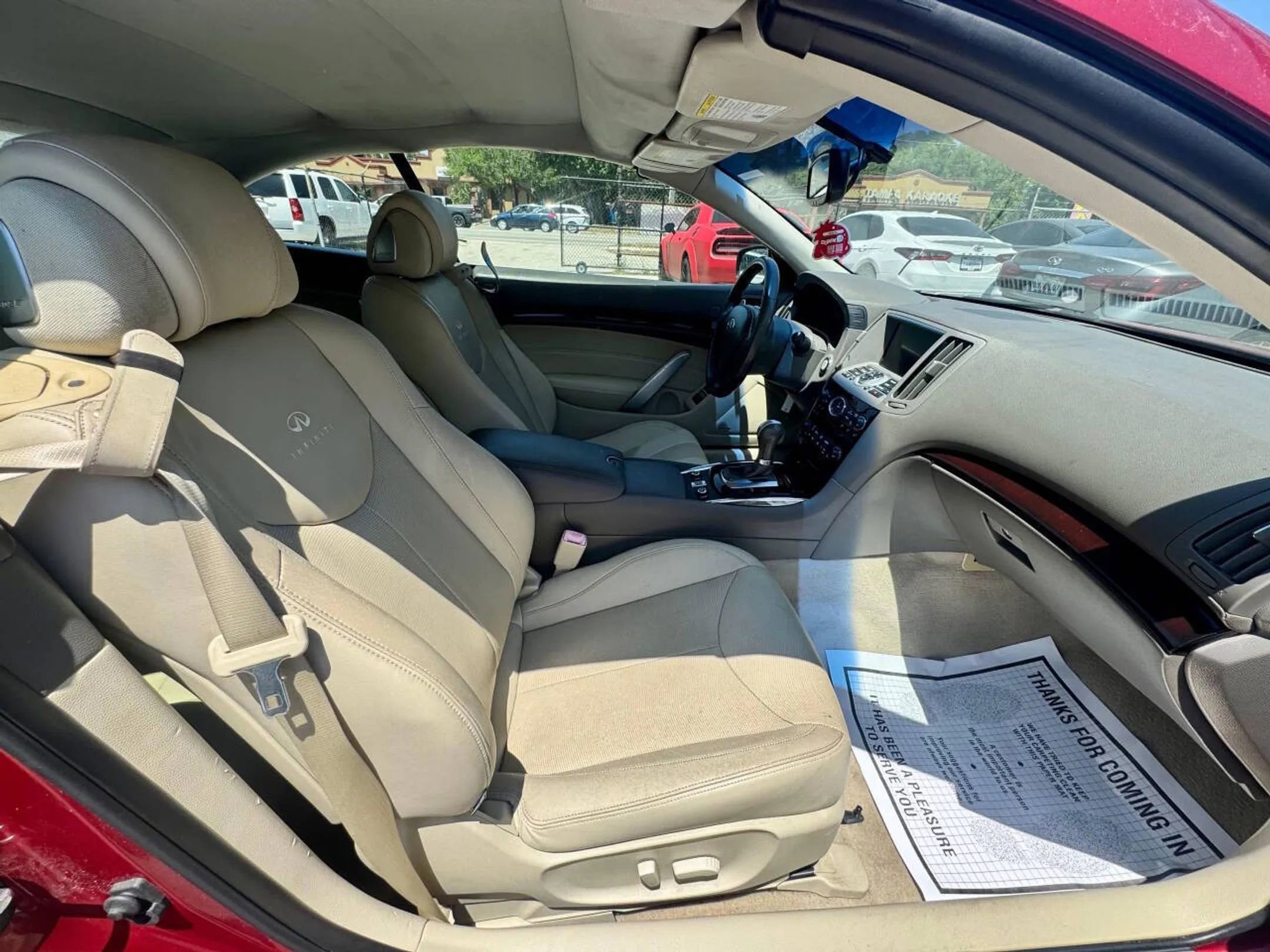 Used 2014 INFINITI Q60 Convertible w/ Premium Package RWD image 22