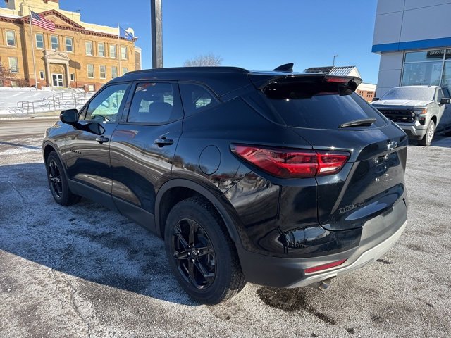 Used 2024 Chevrolet Blazer LT w/ Sound & Technology Package image 3