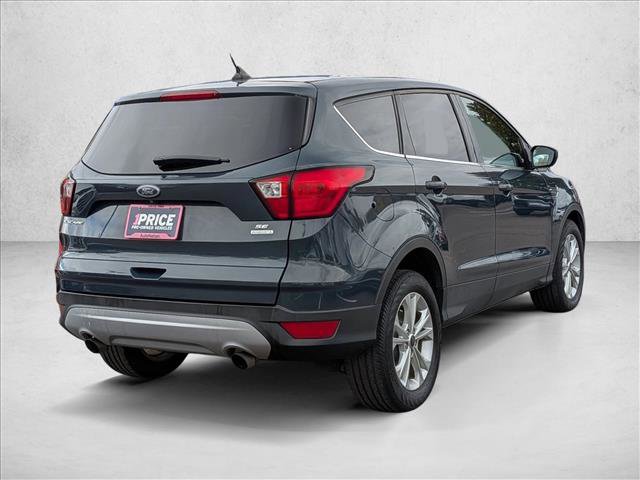 Used 2019 Ford Escape SE image 5