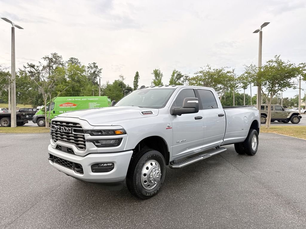 New 2026 RAM 3500 Big Horn AWD/4WD image 7