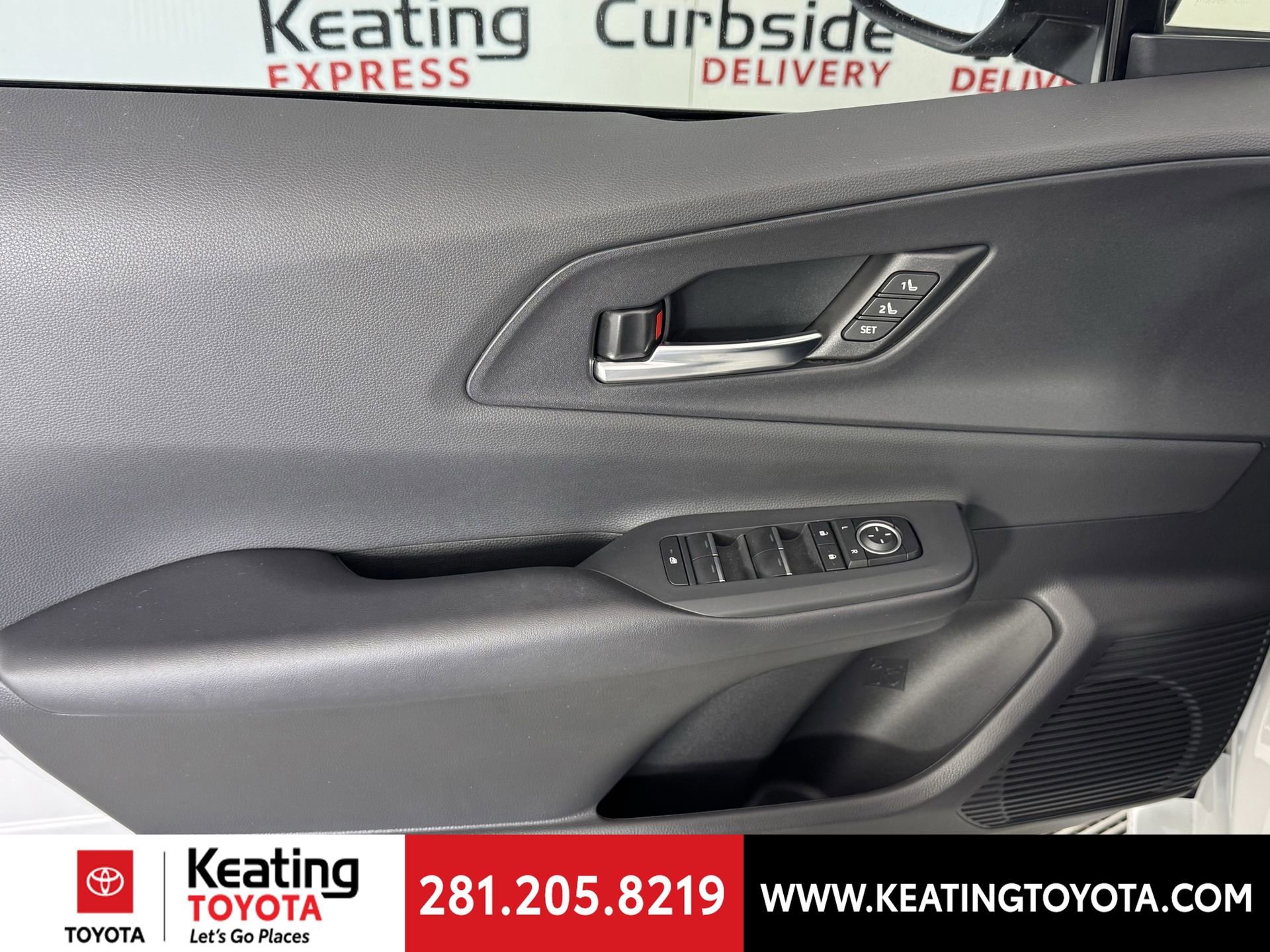 Used 2024 Toyota Prius Prime Premium image 11