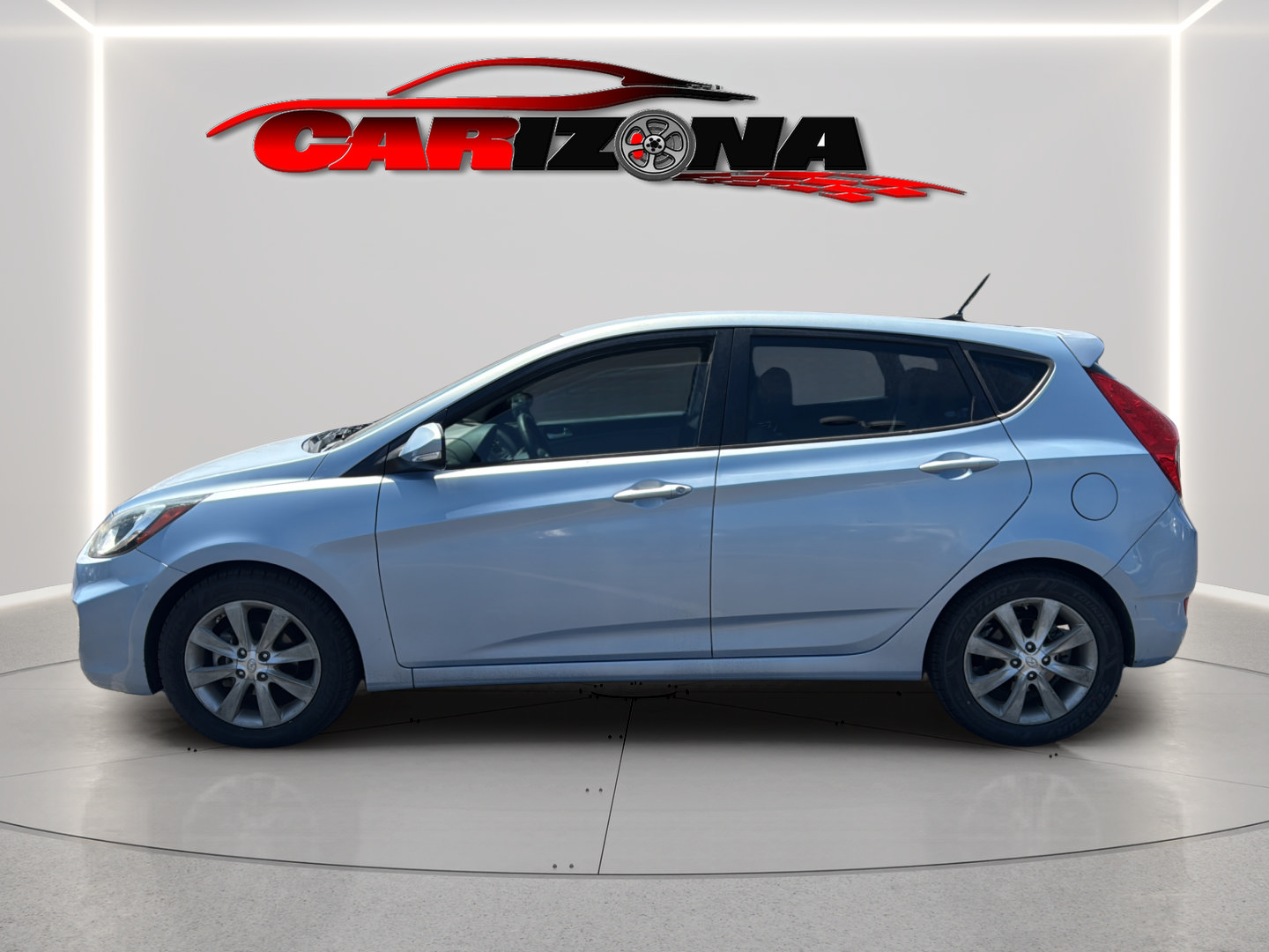 Used 2013 Hyundai Accent SE FWD image 11