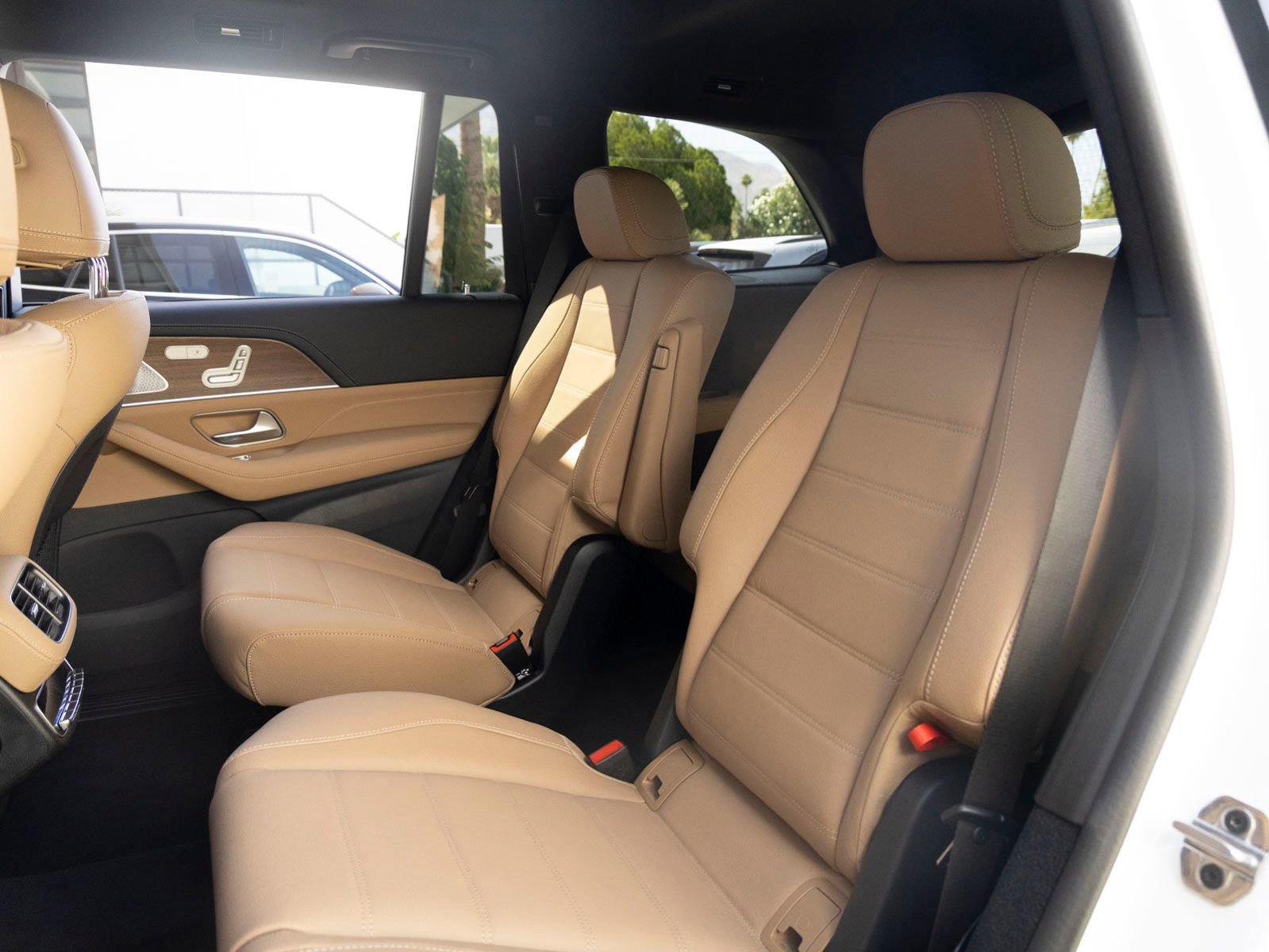 New 2026 Mercedes-Benz GLS 580 4MATIC image 19