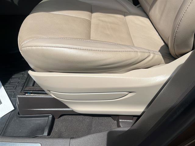 Used 2022 Lincoln Aviator Reserve w/ Equipment Group 201A image 12