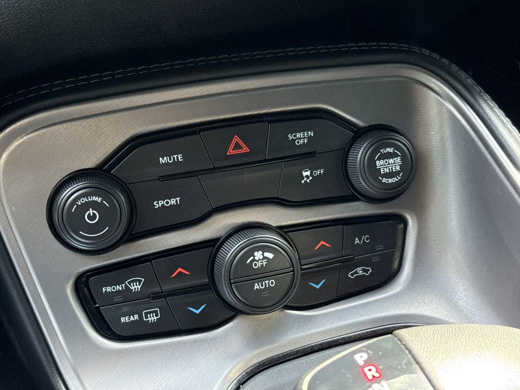 Used 2023 Dodge Challenger SXT w/ Blacktop Package image 24