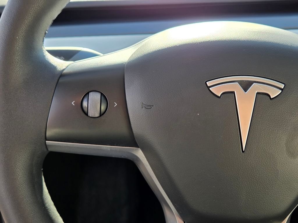 Used 2023 Tesla Model 3 Standard Range RWD image 26