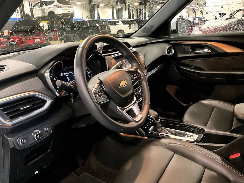Used 2023 Chevrolet TrailBlazer ACTIV FWD image 8