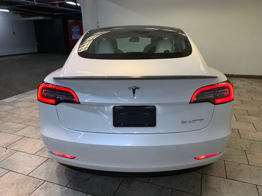 Used 2022 Tesla Model 3 Performance image 6