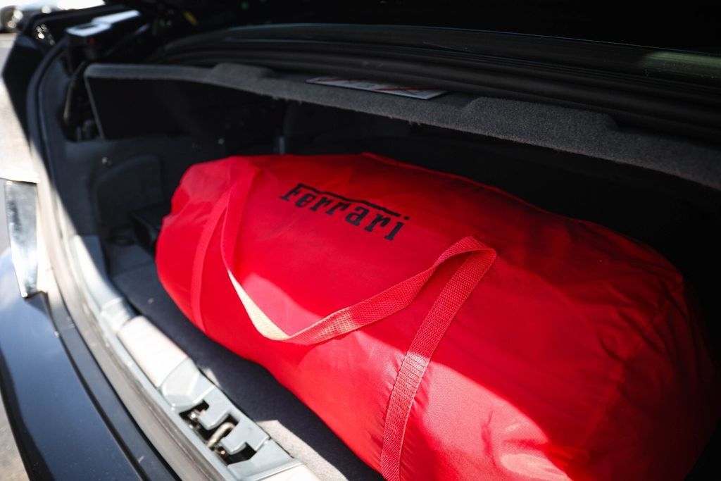 Used 2011 Ferrari California RWD image 23