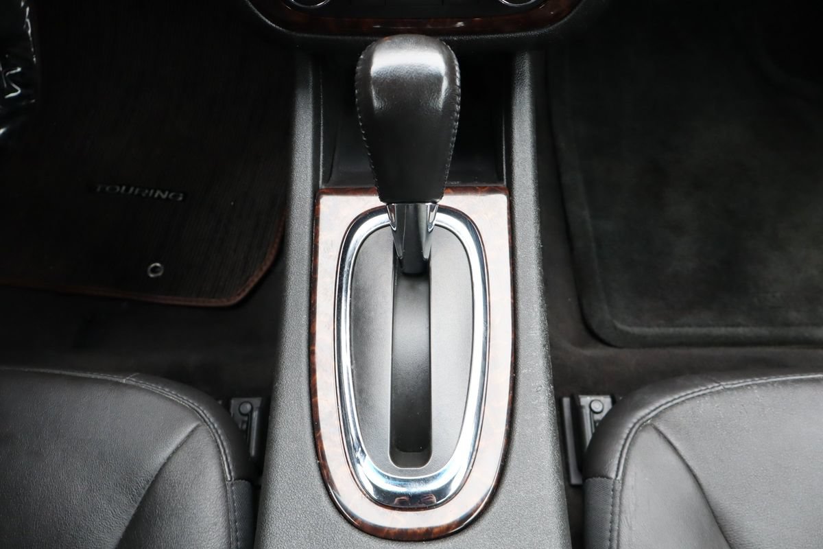 Used 2013 Chevrolet Impala LTZ FWD image 35