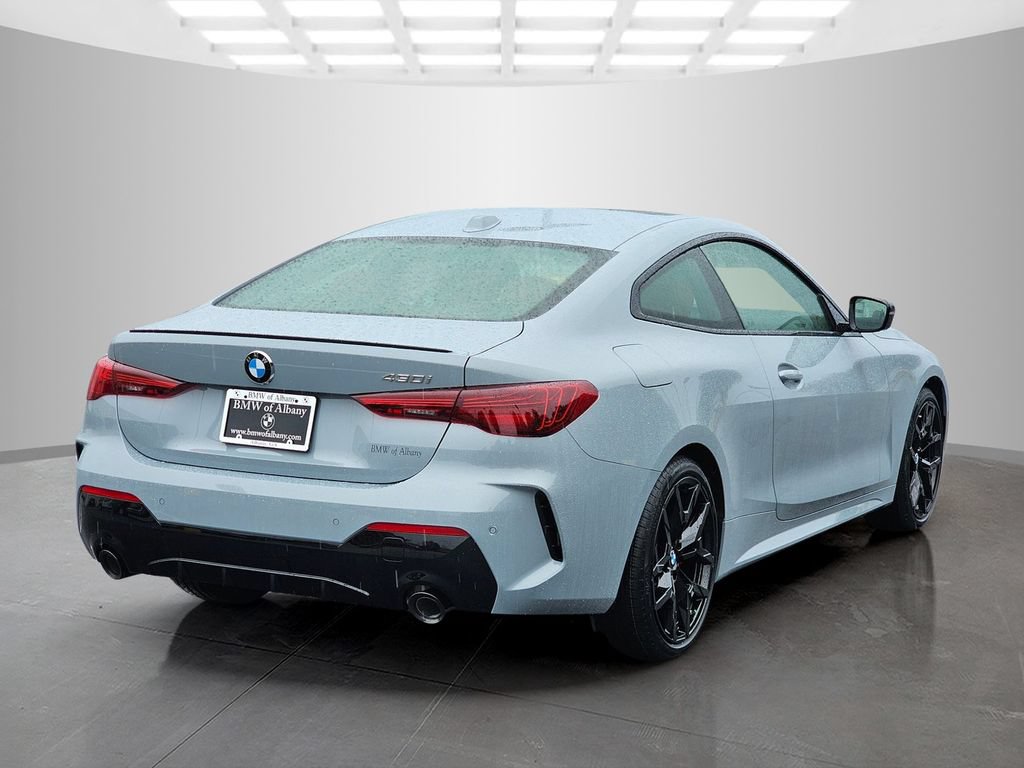 Used 2026 BMW 430i Coupe w/ M Sport Package RWD image 6
