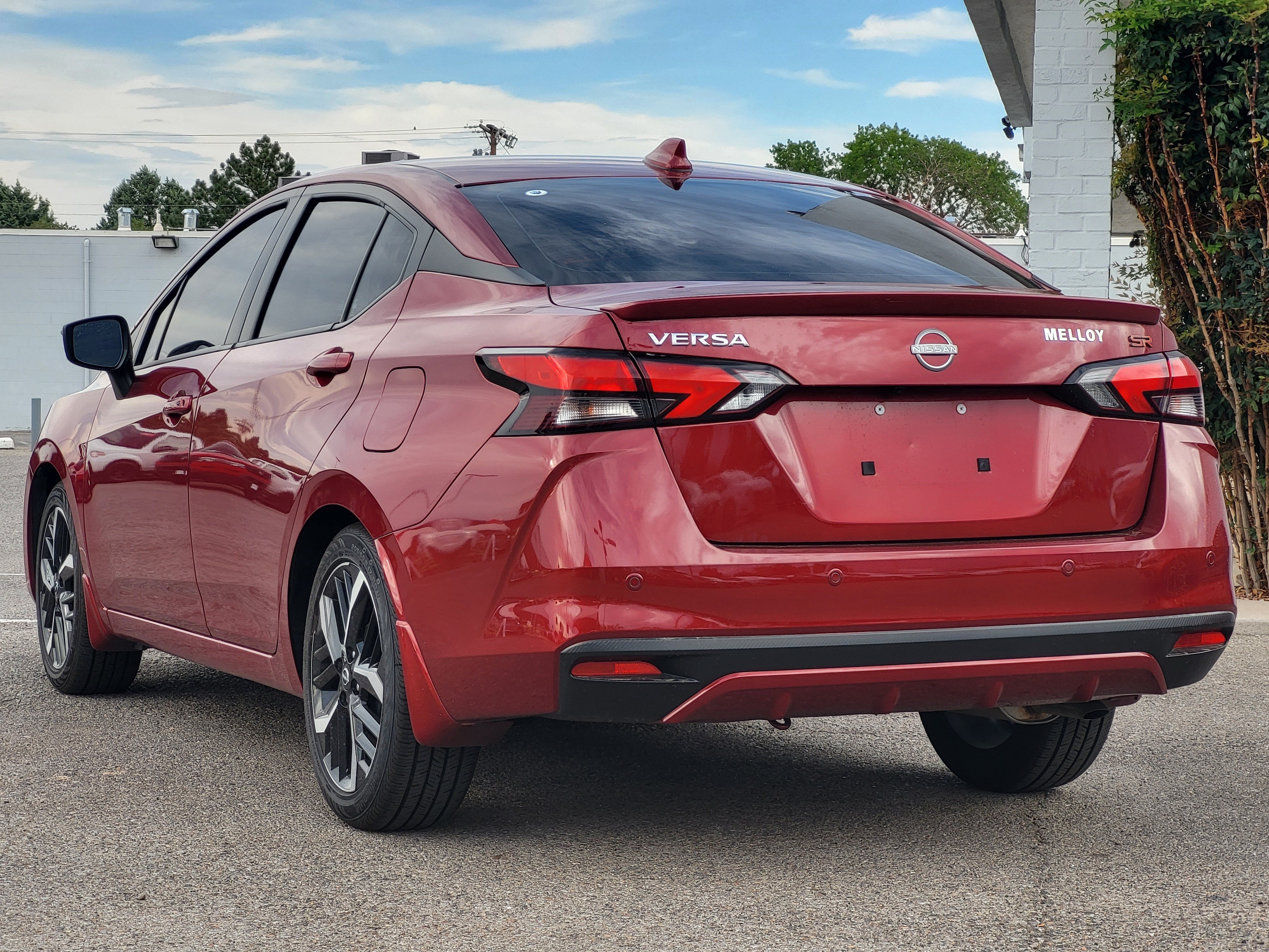 Certified 2025 Nissan Versa SR w/ Electronics Package FWD image 9