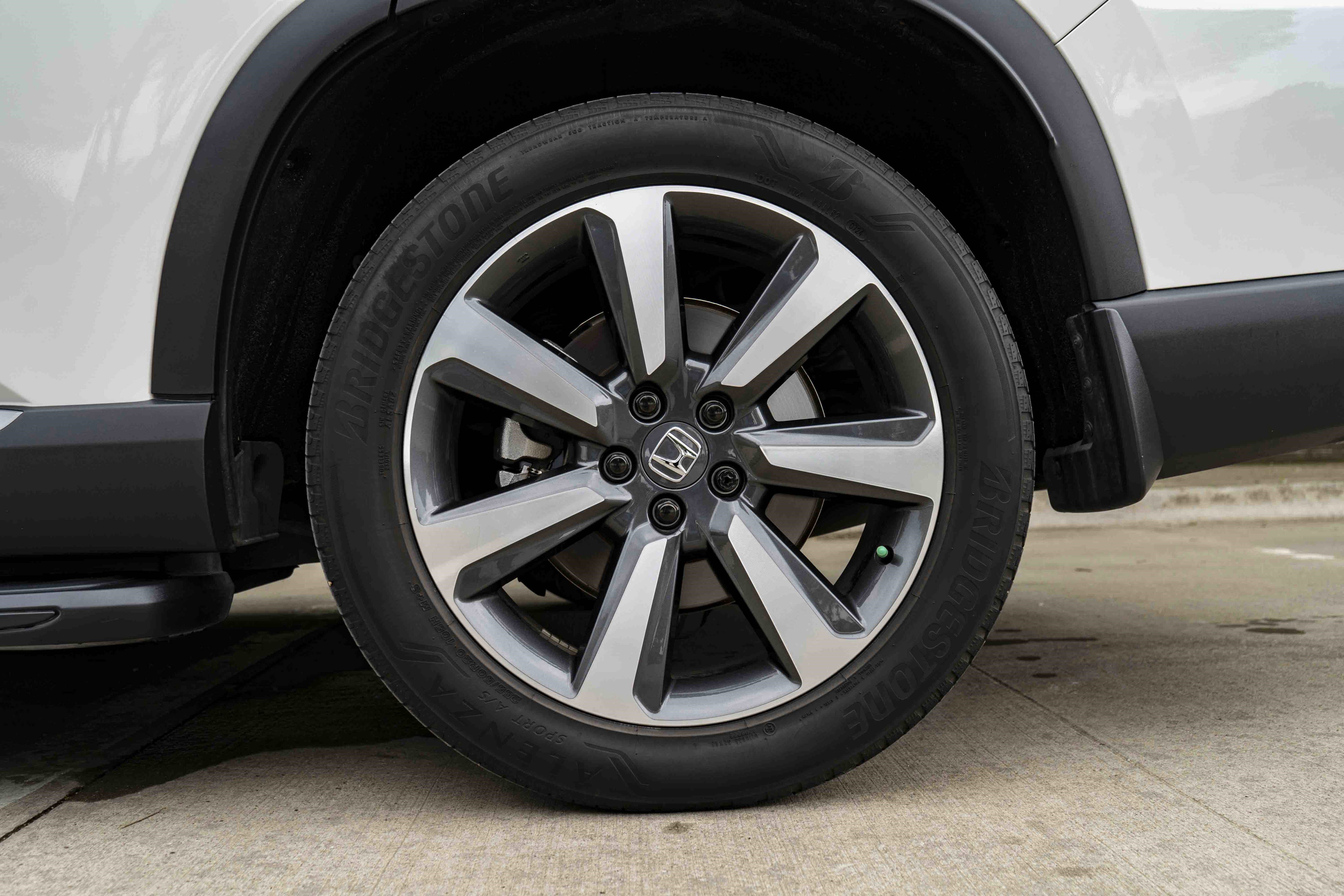 Used 2025 Honda Pilot Elite image 15