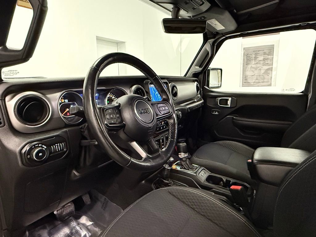 Used 2021 Jeep Wrangler Sport image 12