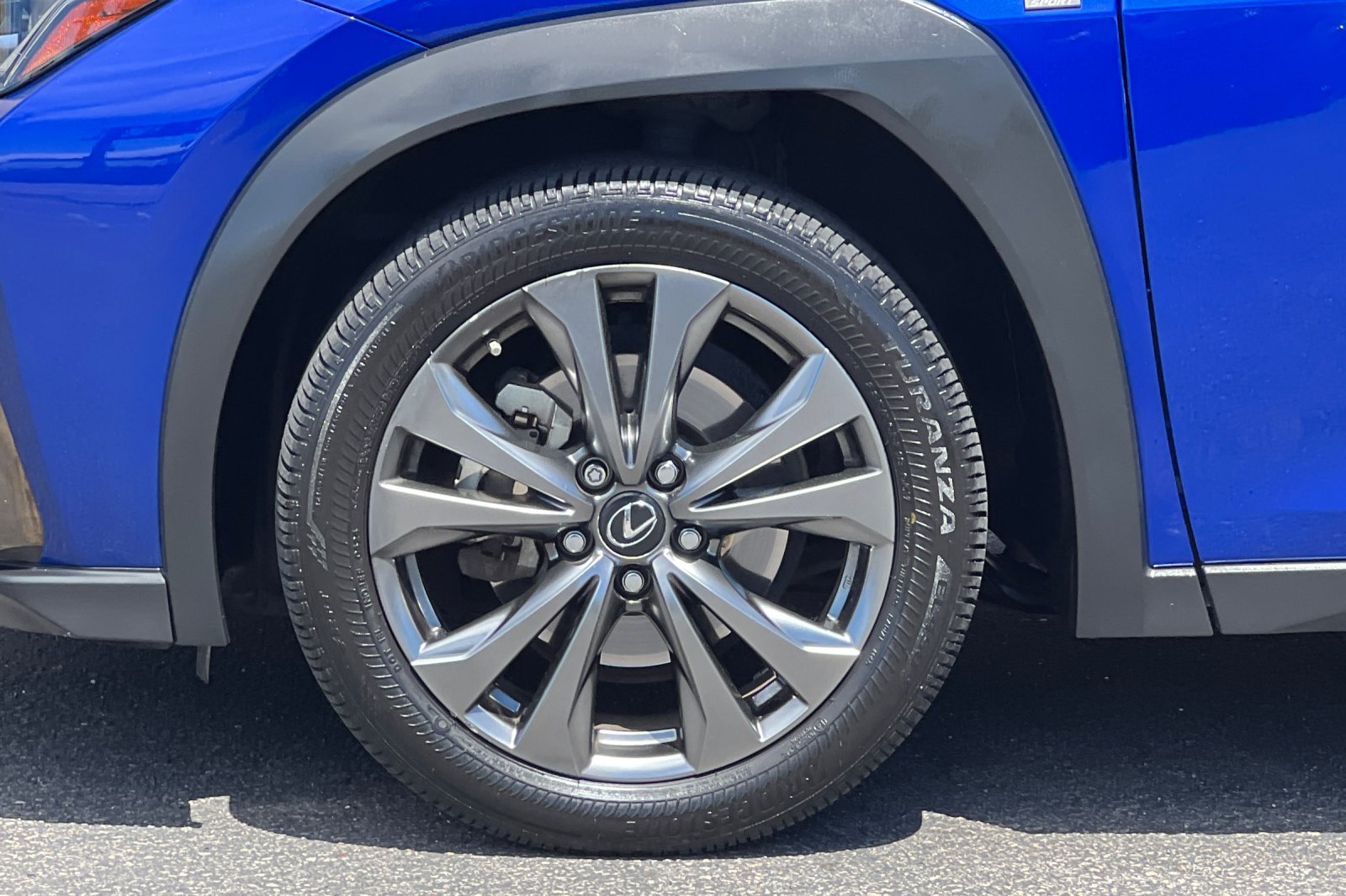 Used 2019 Lexus UX 250h F Sport w/ F Sport Premium Package AWD/4WD image 13