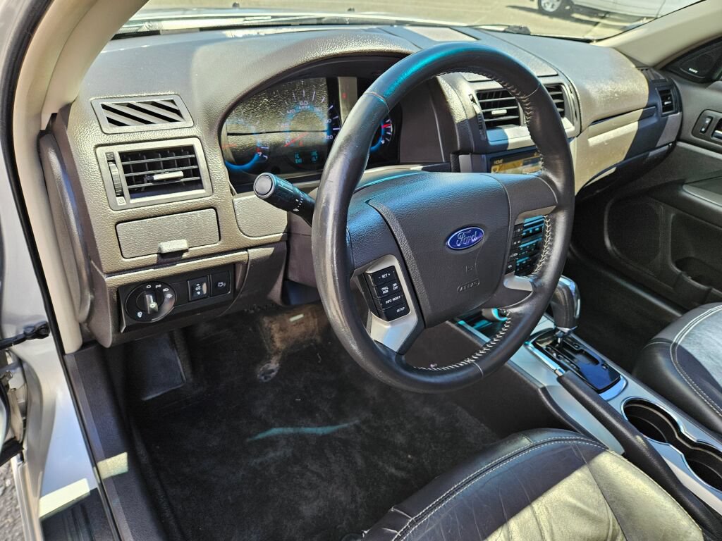 Used 2011 Ford Fusion Sport w/ 402A Rapid Spec Order Code FWD image 15