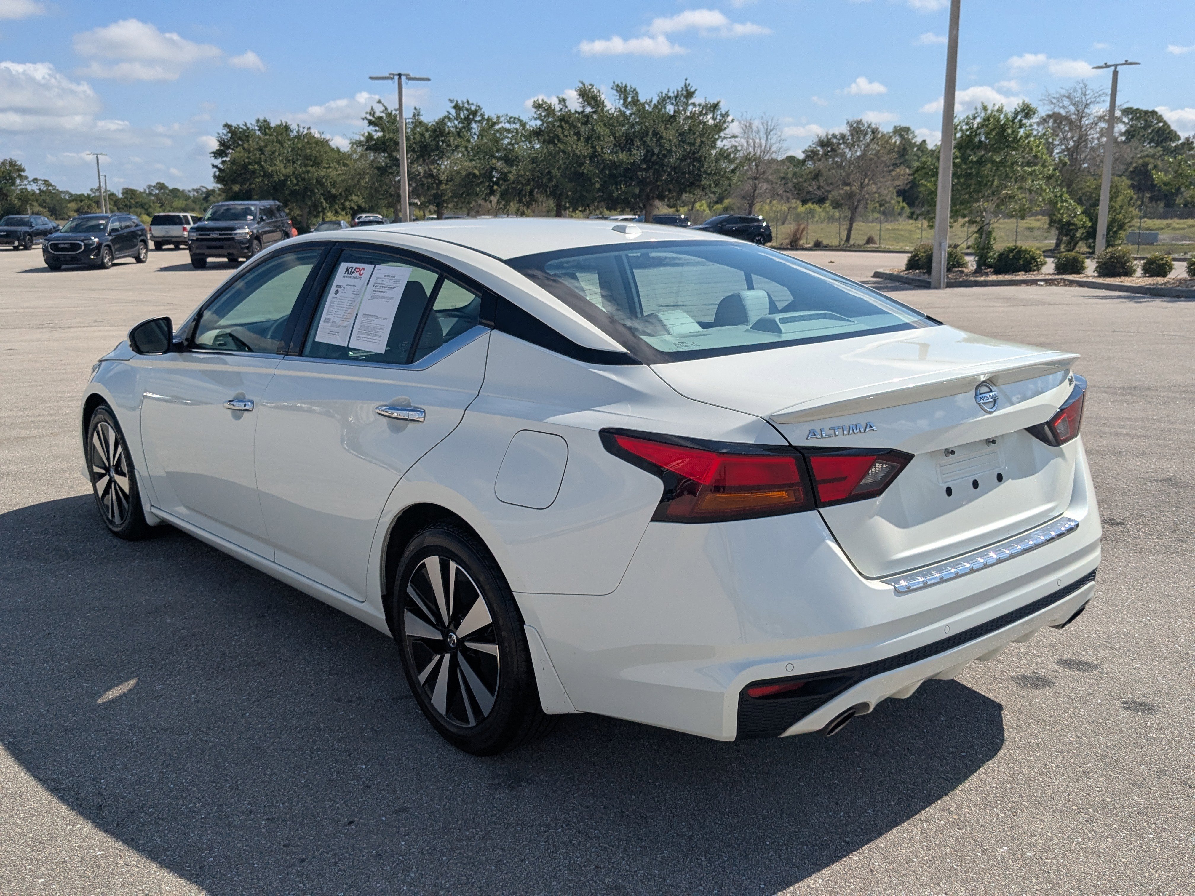 Used 2020 Nissan Altima 2.5 SL FWD image 7