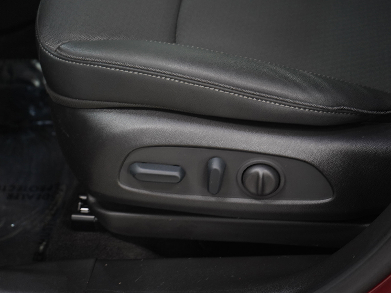 Used 2023 Buick Encore GX Preferred w/ Cold Weather Comfort Package FWD image 22