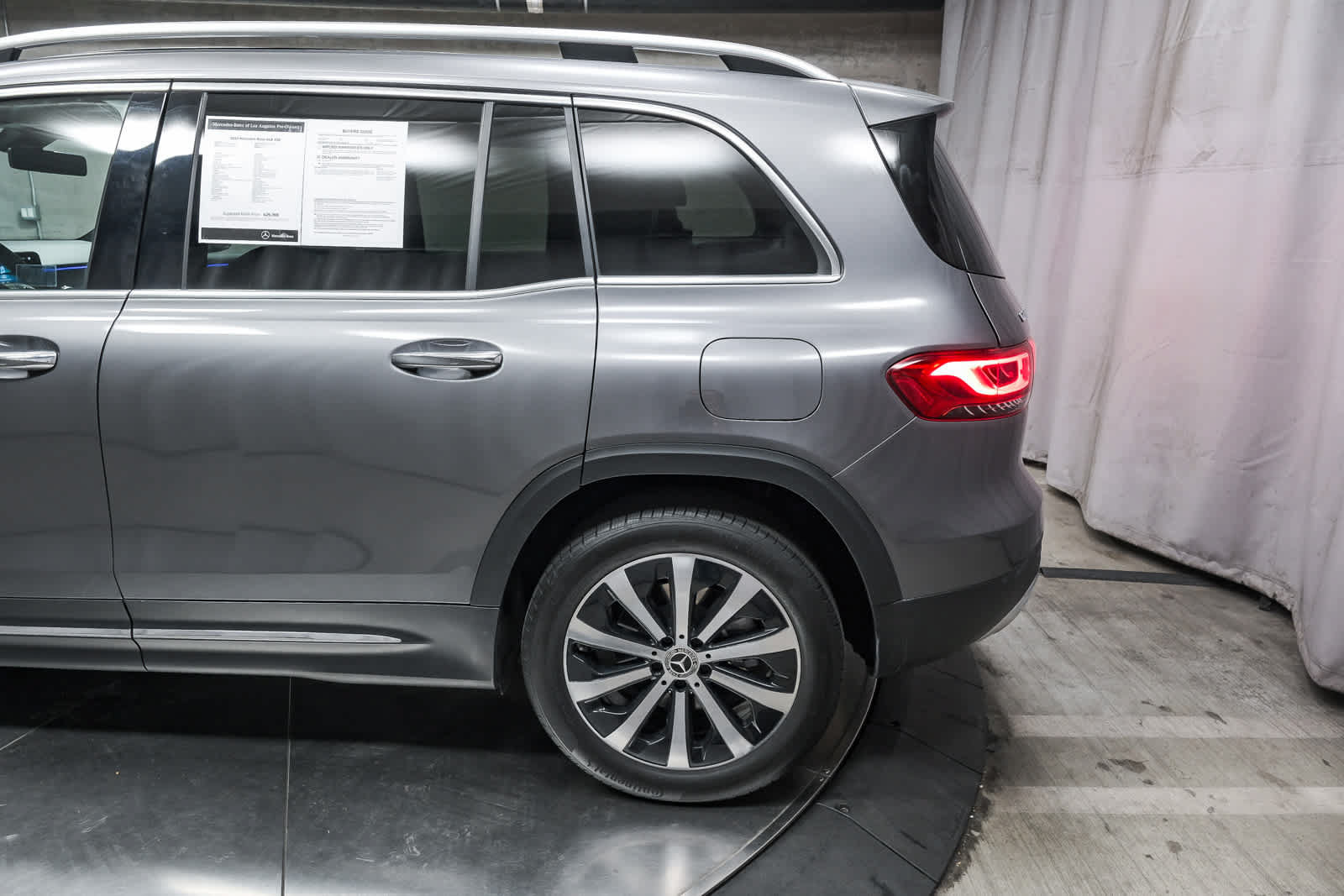 Used 2022 Mercedes-Benz GLB 250 image 8