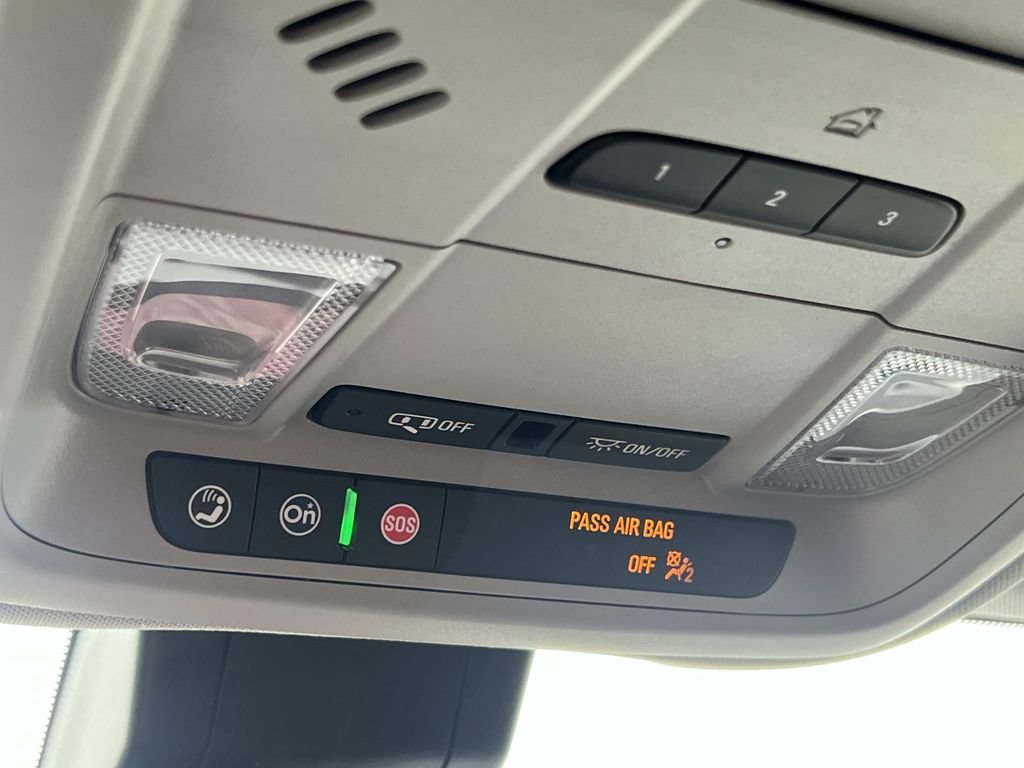 Used 2024 GMC Terrain AT4 w/ Tech Package AWD/4WD image 25