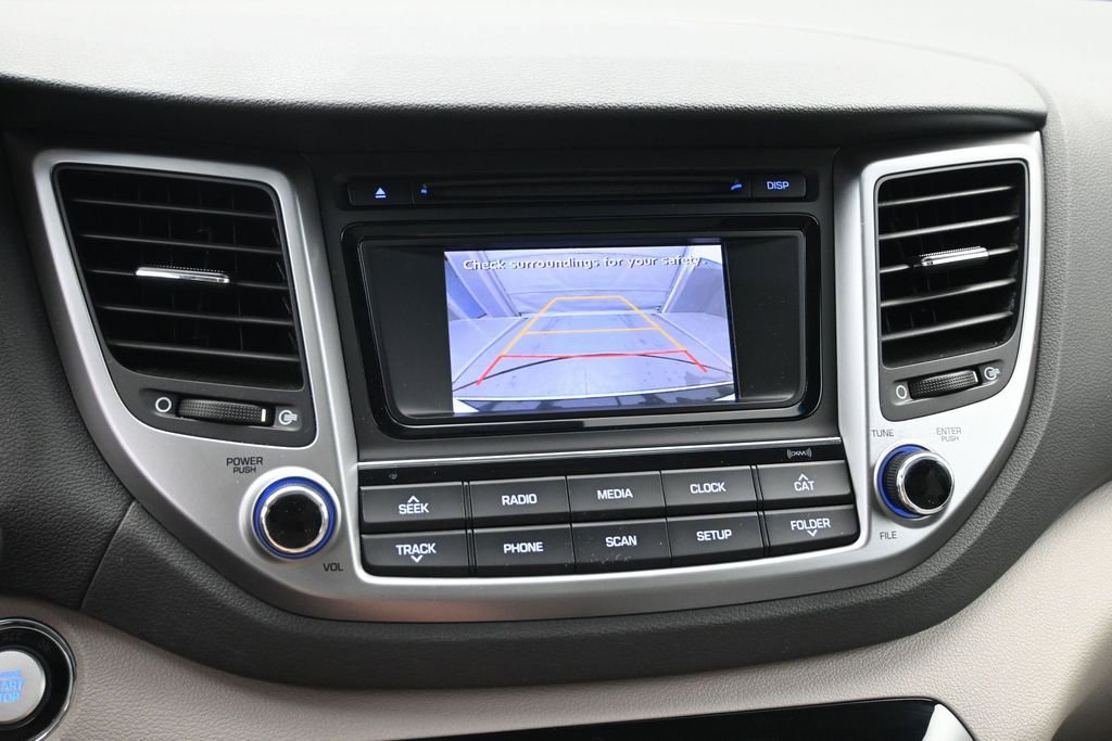 Used 2017 Hyundai Tucson Value AWD/4WD image 12