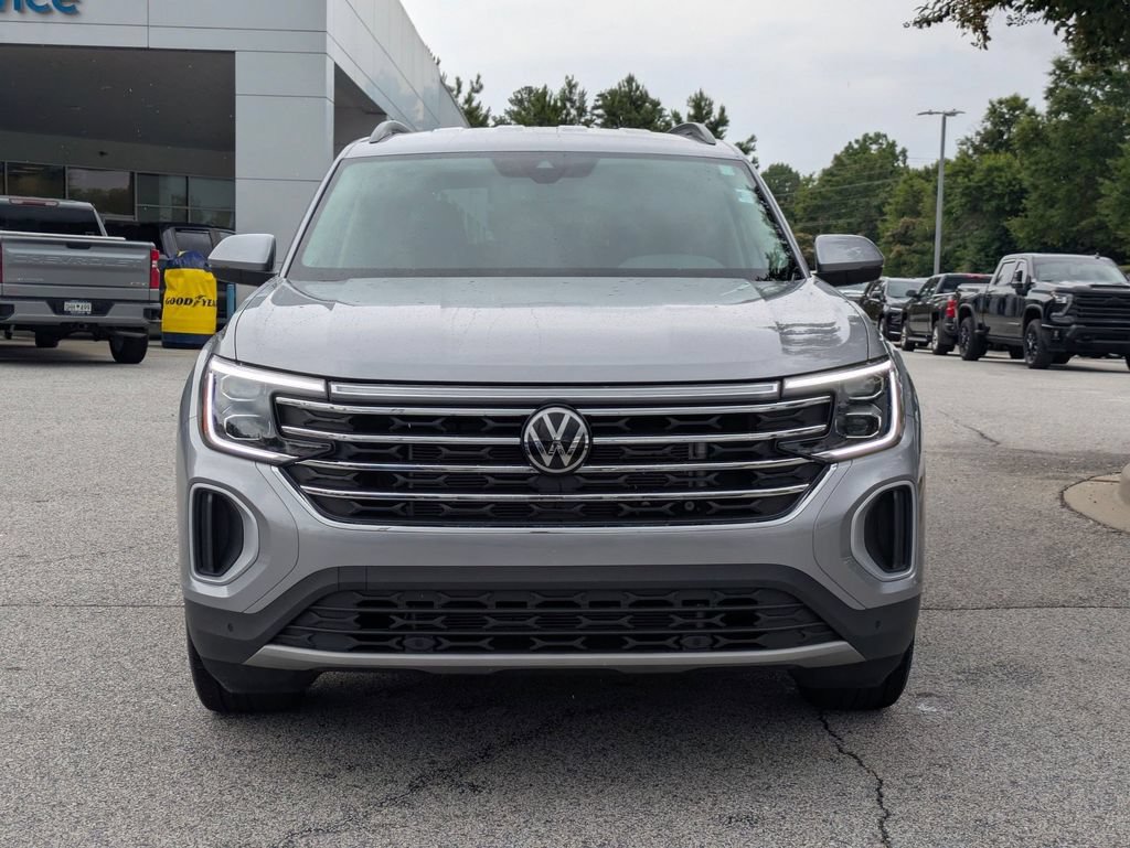 Used 2026 Volkswagen Atlas SE FWD image 3