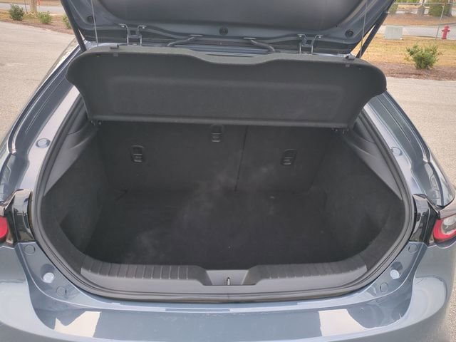 Used 2023 MAZDA MAZDA3 s image 33