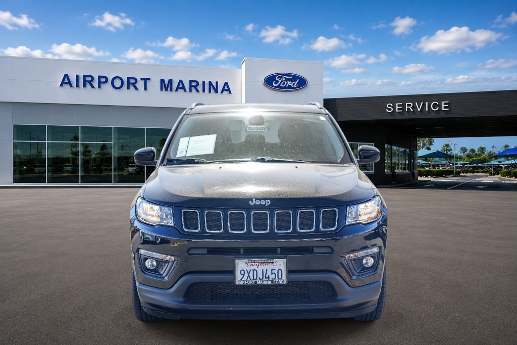 Used 2019 Jeep Compass Latitude FWD image 3