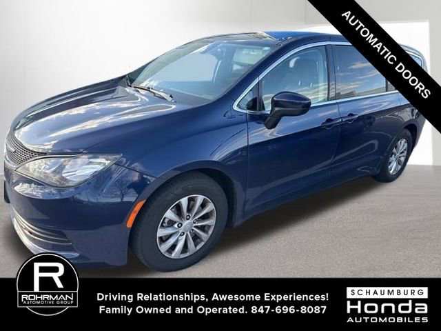 Used 2017 Chrysler Pacifica Touring w/ Tire & Wheel Group image 1