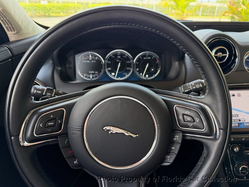 Used 2011 Jaguar XJ L RWD image 52