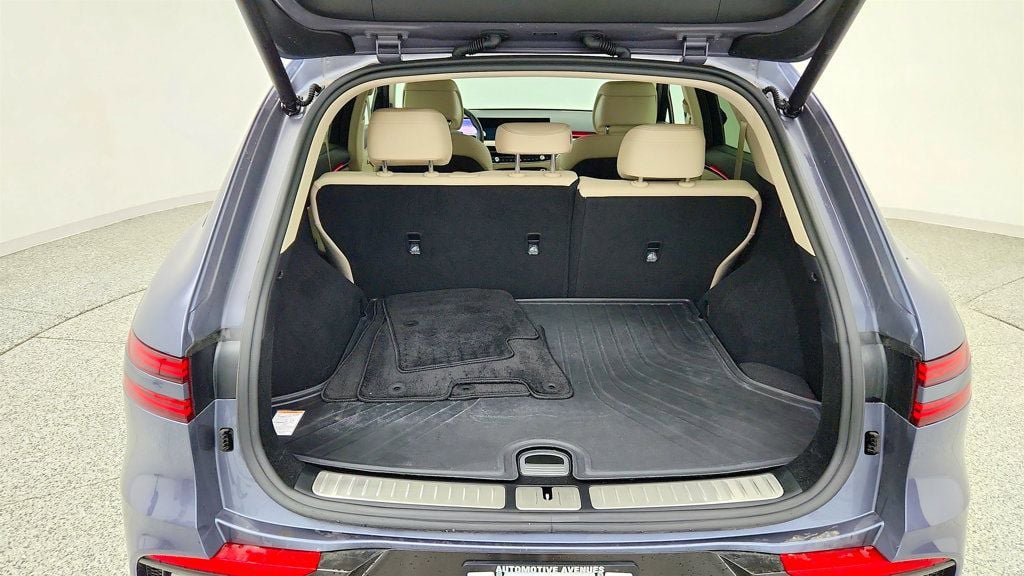 Used 2026 Genesis GV70 2.5T Select AWD/4WD image 22