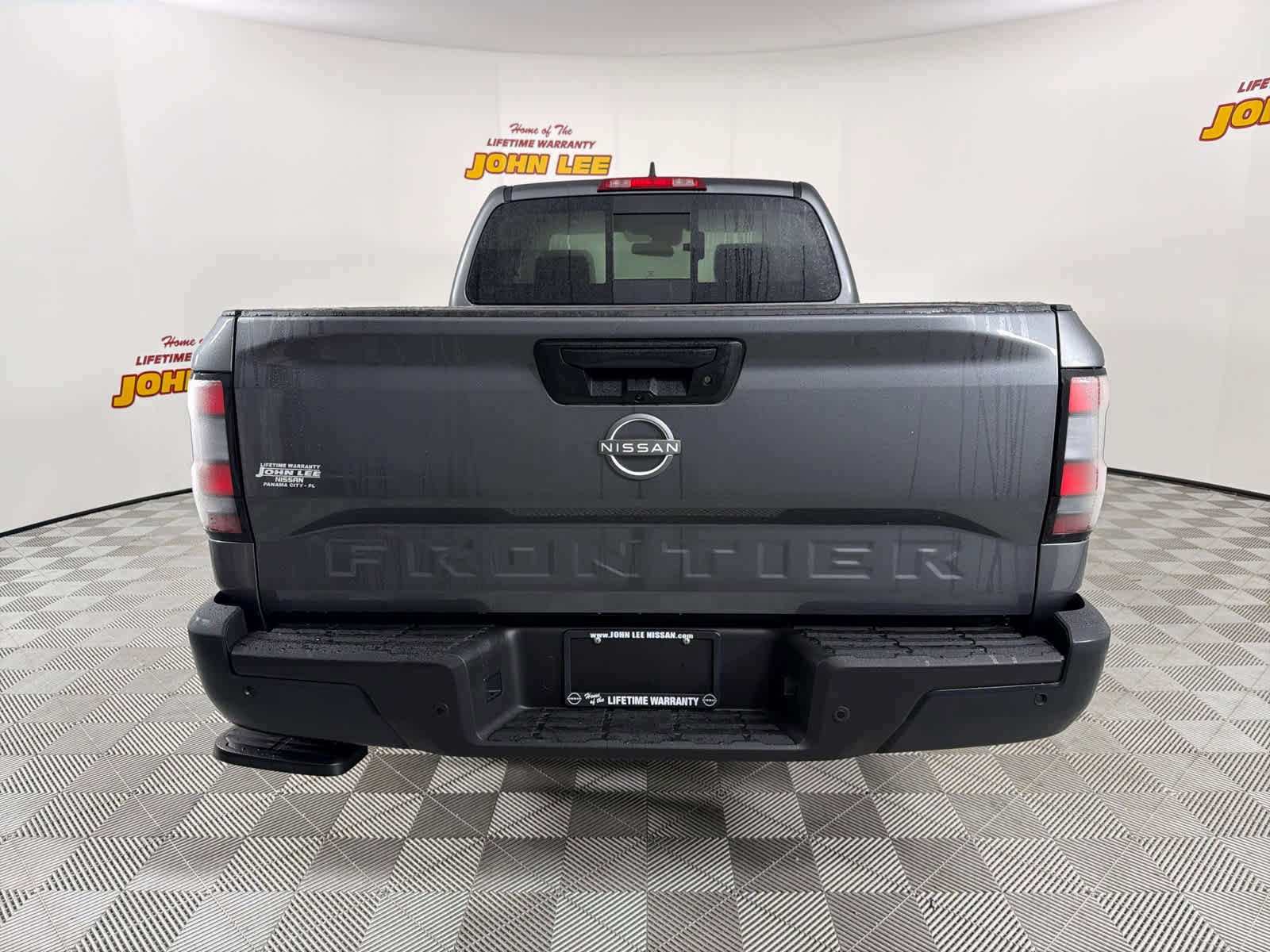 New 2026 Nissan Frontier S image 4