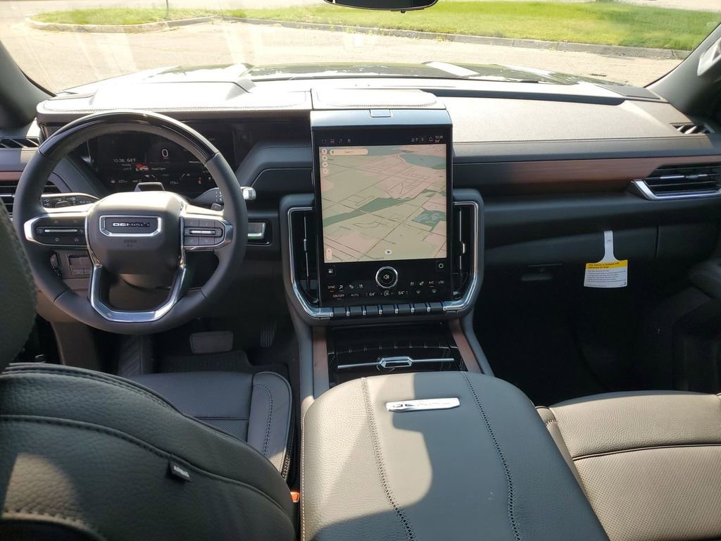 New 2025 GMC Yukon XL Denali w/ Denali Reserve Package image 22